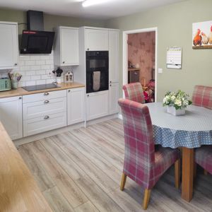 Photo 16- click for photo gallery